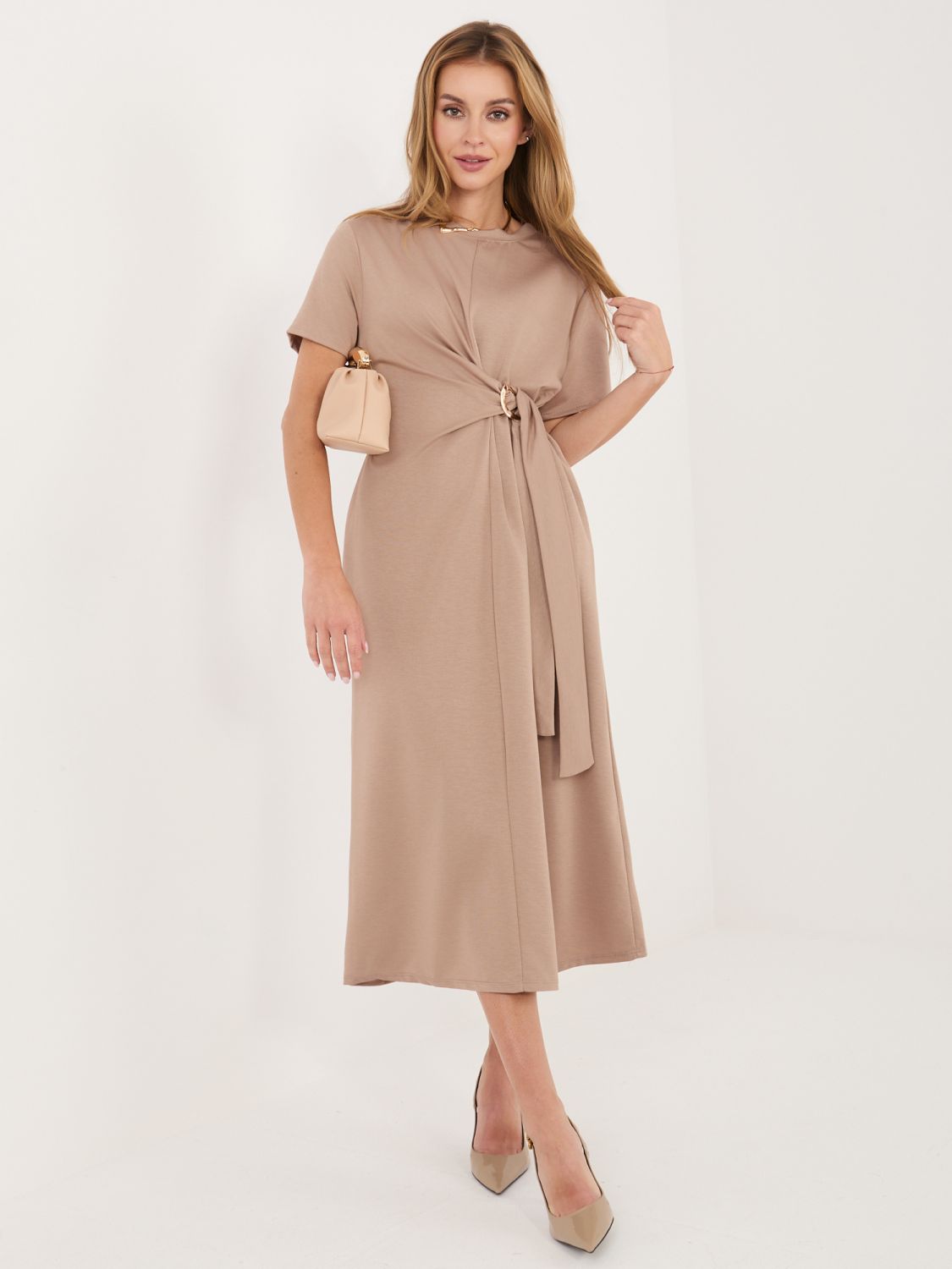 Béžové midi letní šaty s krátkým rukávem
