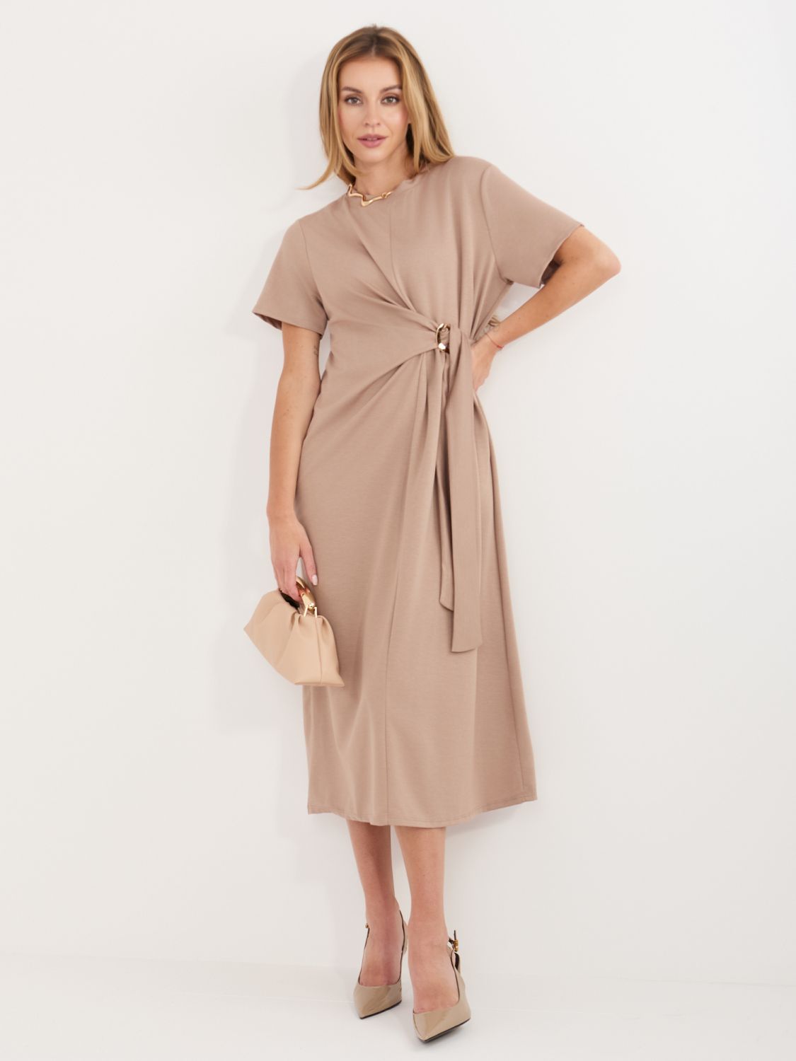 Béžové midi letní šaty s krátkým rukávem
