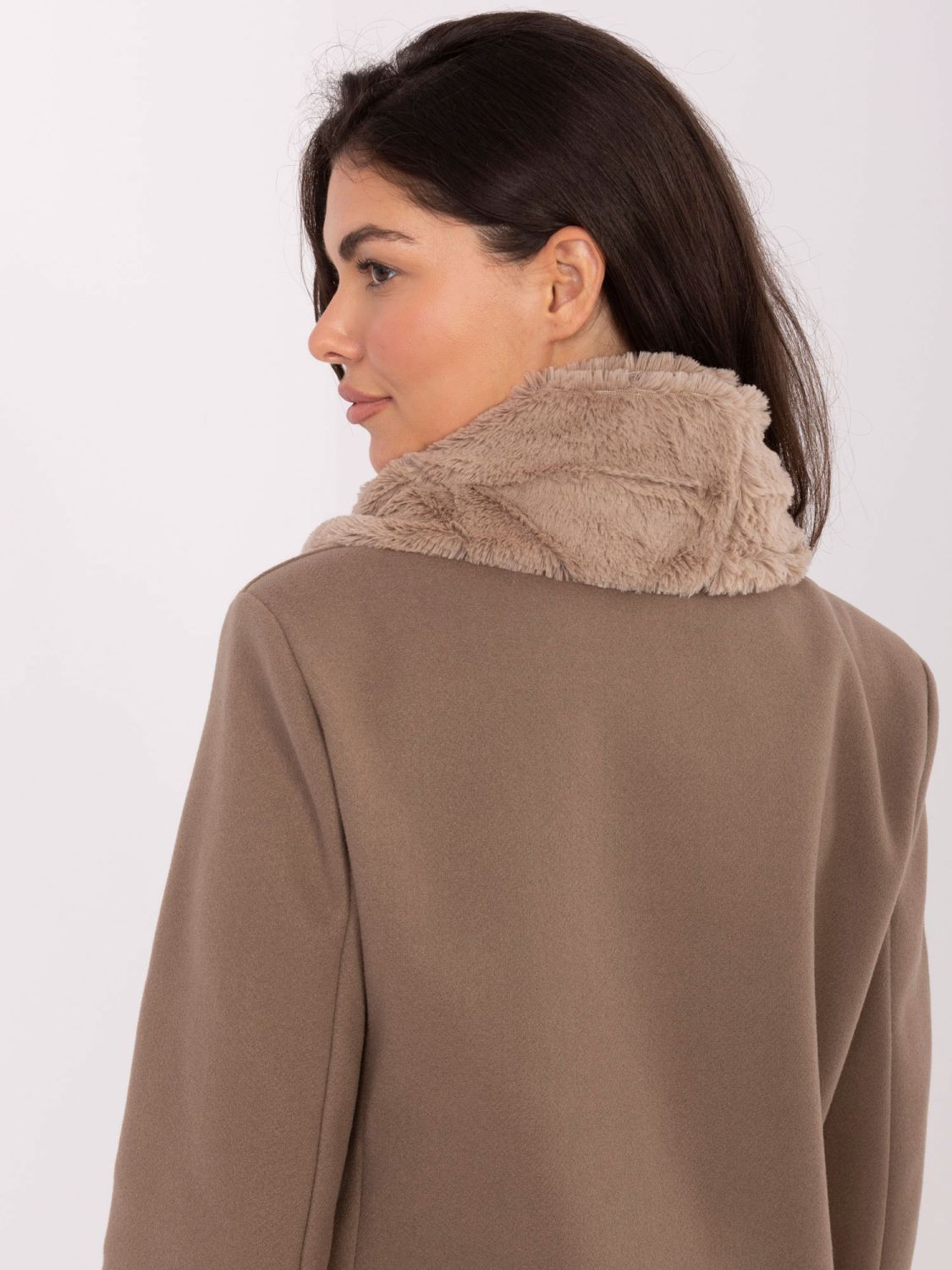 Dámský béžový hladký nákrčník