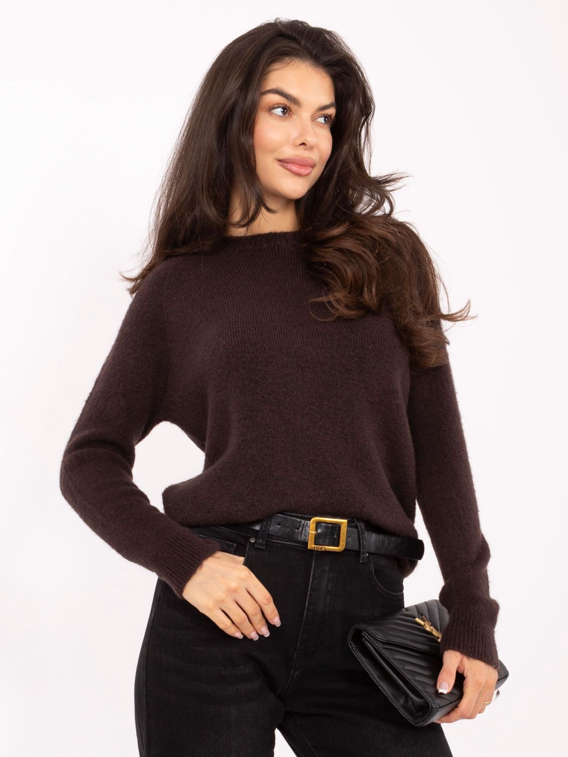 Hnědý alpakový svetr s kulatým výstřihem