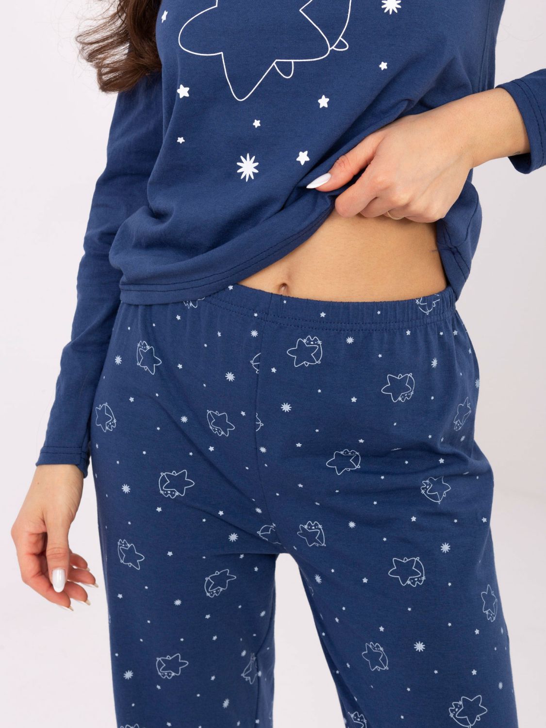 Dámské pyžamo s dlouhým rukávem v tmavě modré barvě