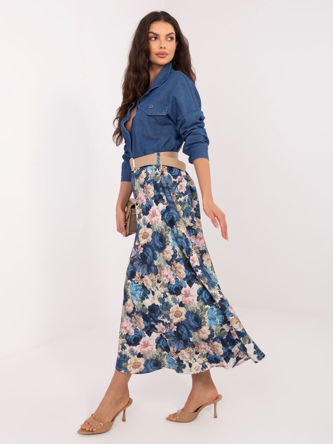 Elegantní midi sukně s květinovým vzorem a páskem, tmavě modrá