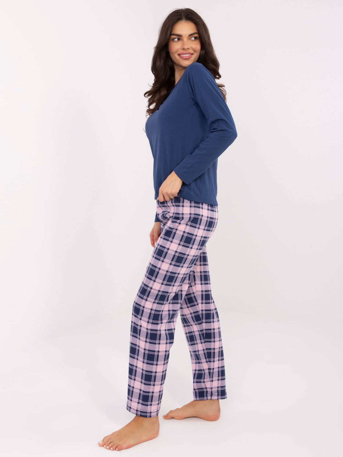 Dámské pyžamo s dlouhým rukávem v tmavě modré barvě
