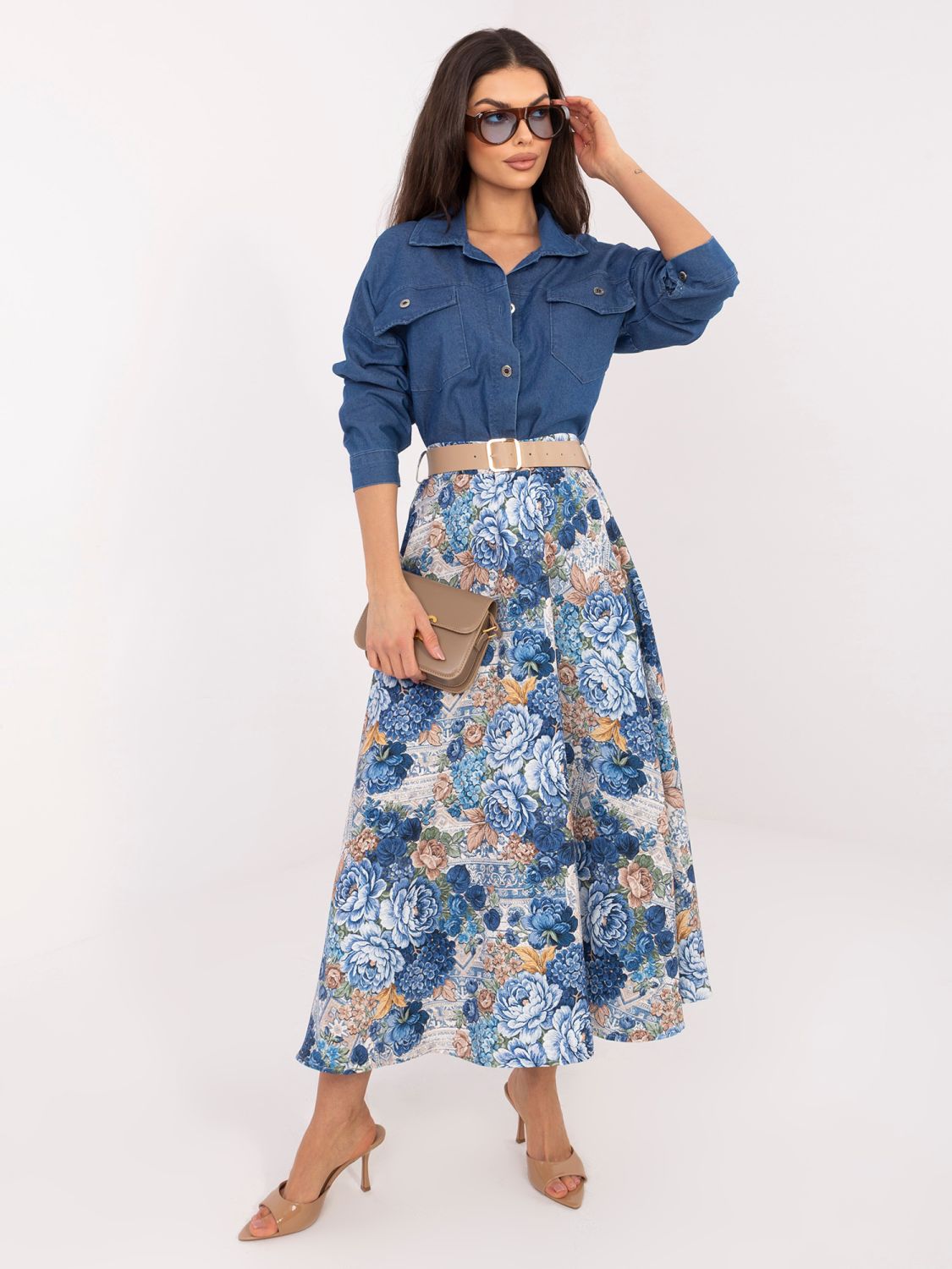 Elegantní midi sukně s květinovým vzorem a páskem, modrá