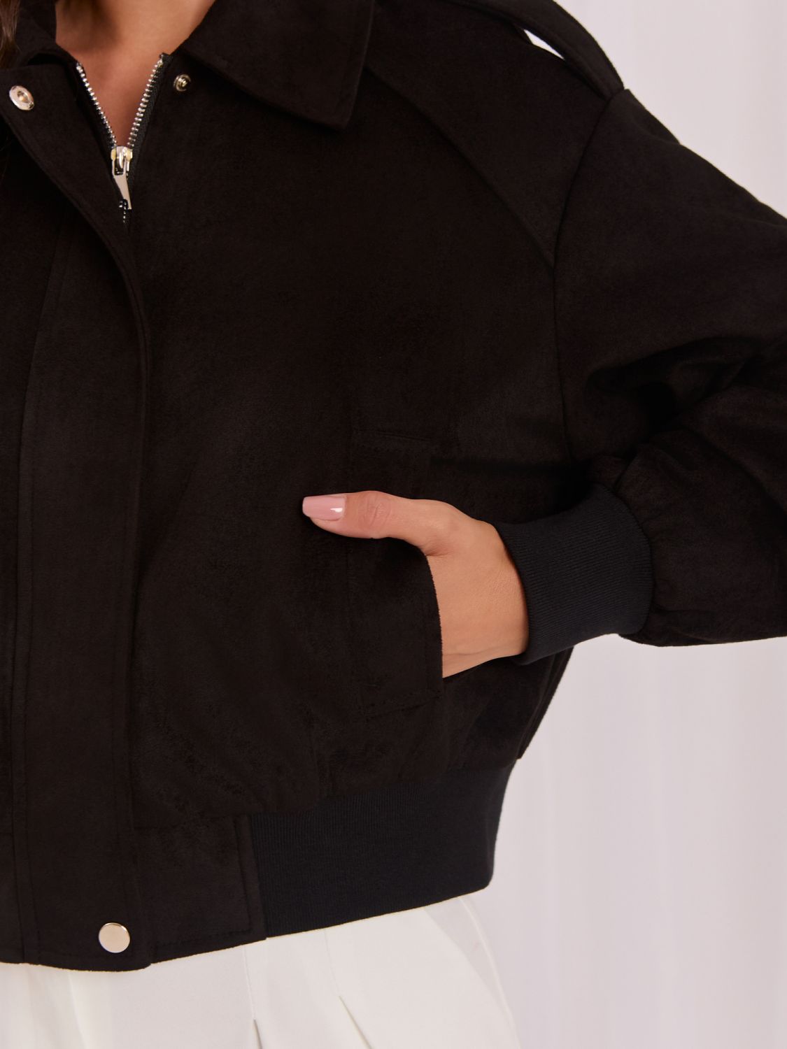 Černá přechodná bomber bunda z eko kůže