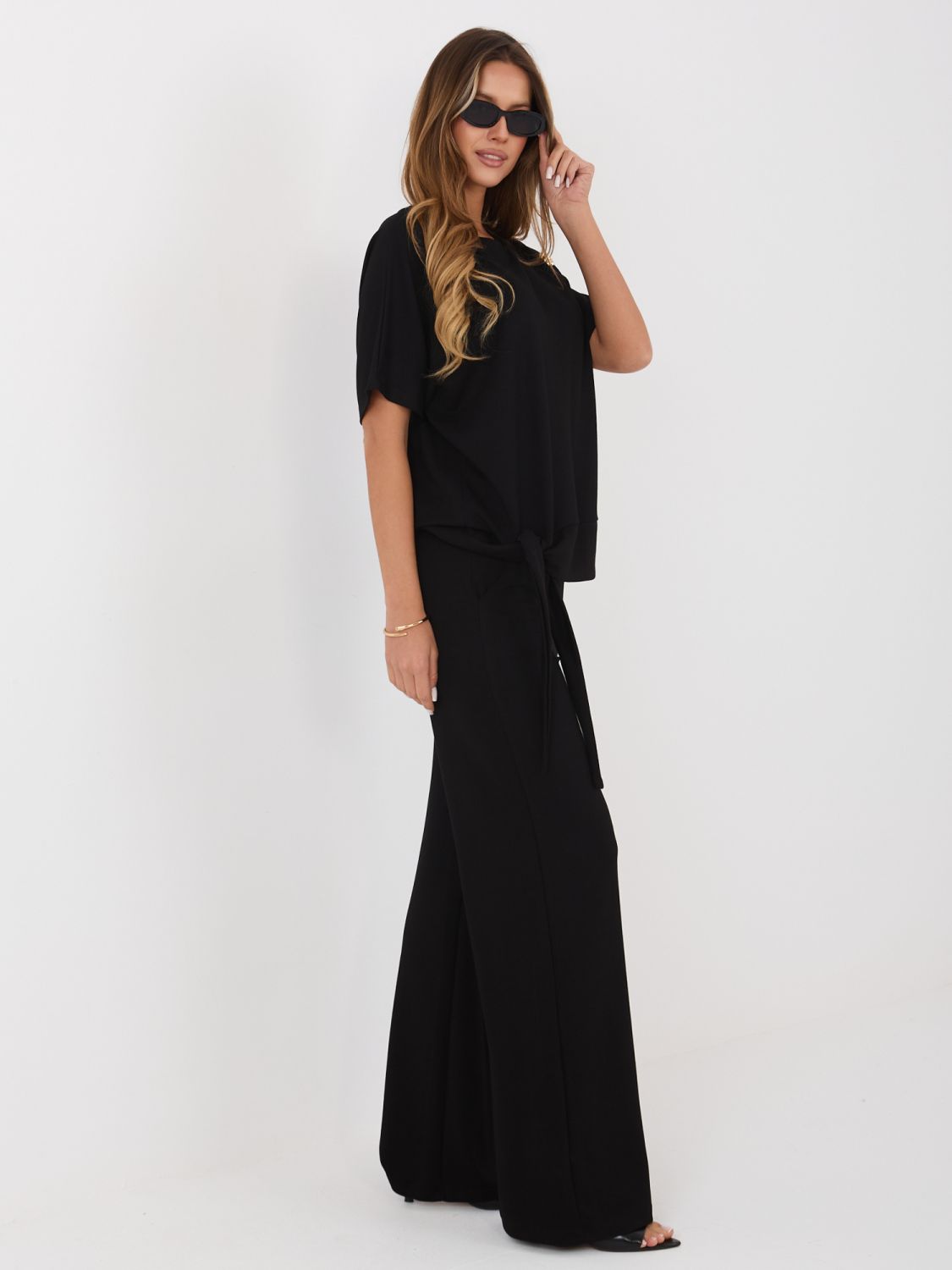 Černý komplet halenka a kalhoty