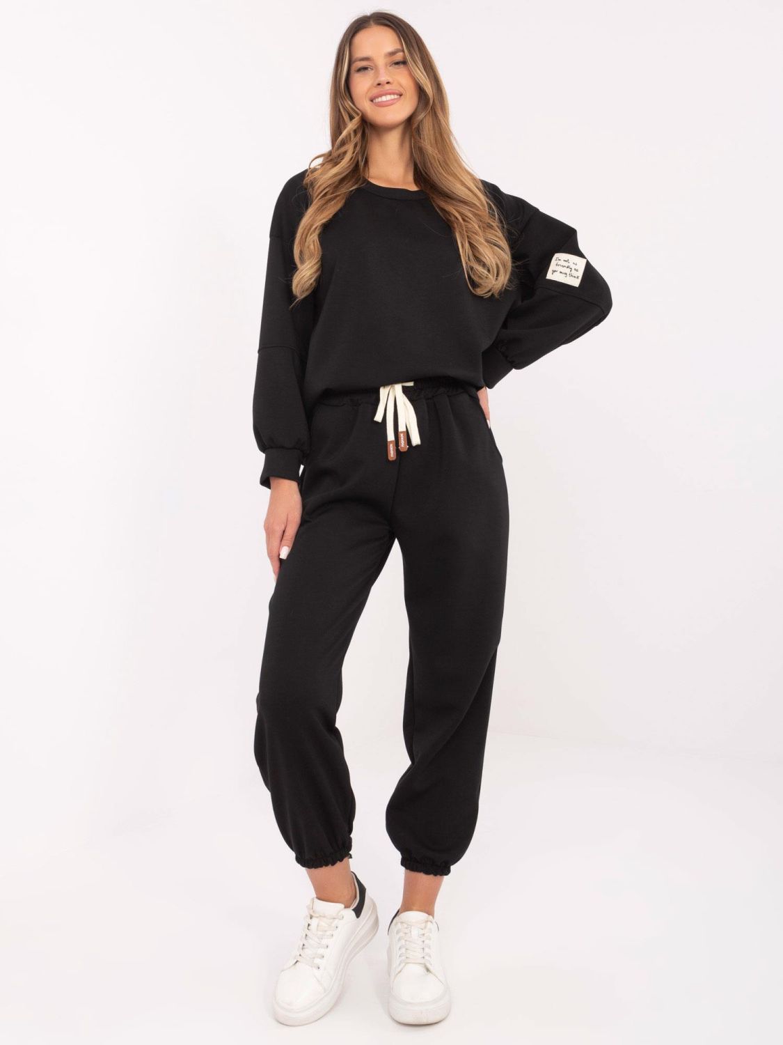 Stylový černý komplet