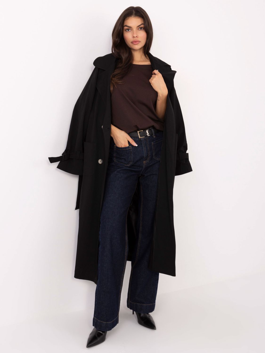 Hnědé bavlněné tričko s lodičkovým výstřihem