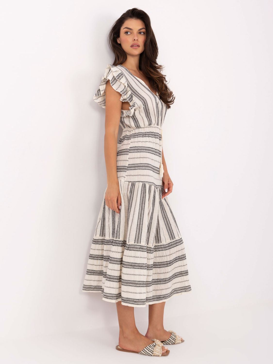 Bílo-černé letní midi šaty