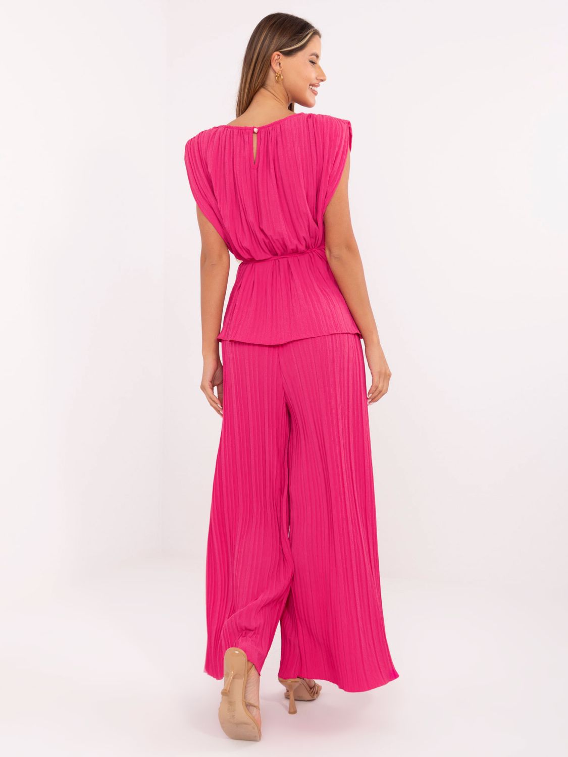 Elegantní komplet v růžové barvě