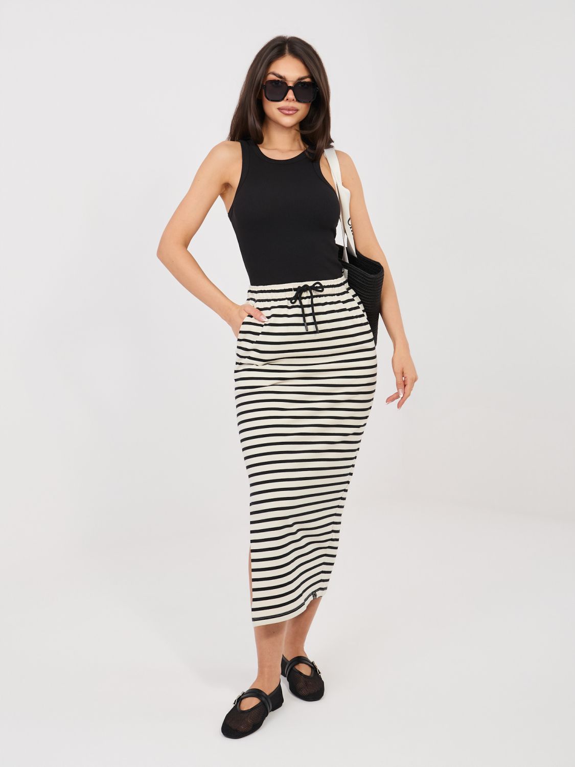 Černá/béžová midi sukně s proužky a kapsami