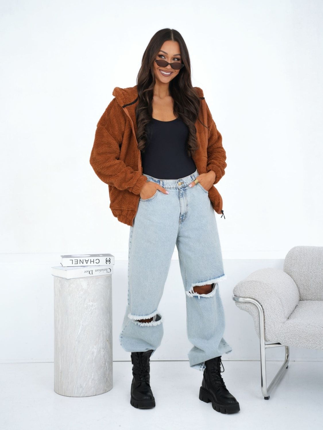 Béžová mikina s kapucí na zip