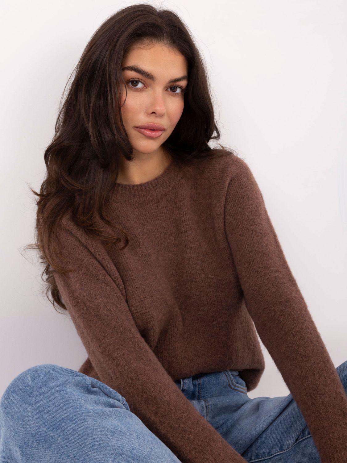 Tmavě béžový svetr z alpakové vlny