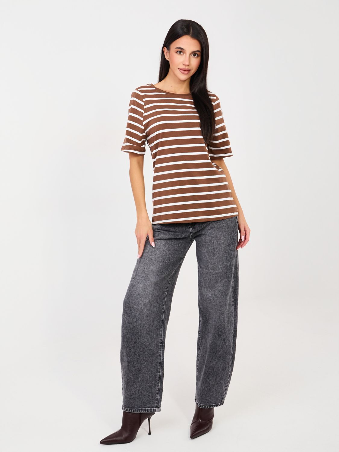 Béžové pruhované tričko s krátkým rukávem