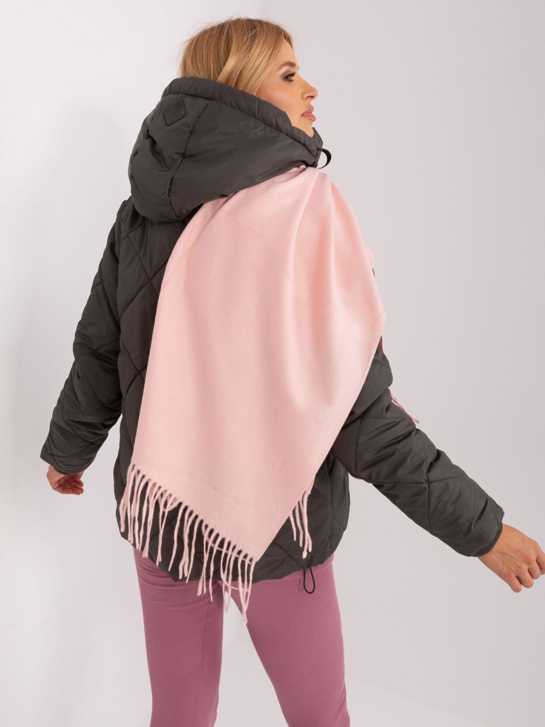 Světle růžová dámska pletená šála