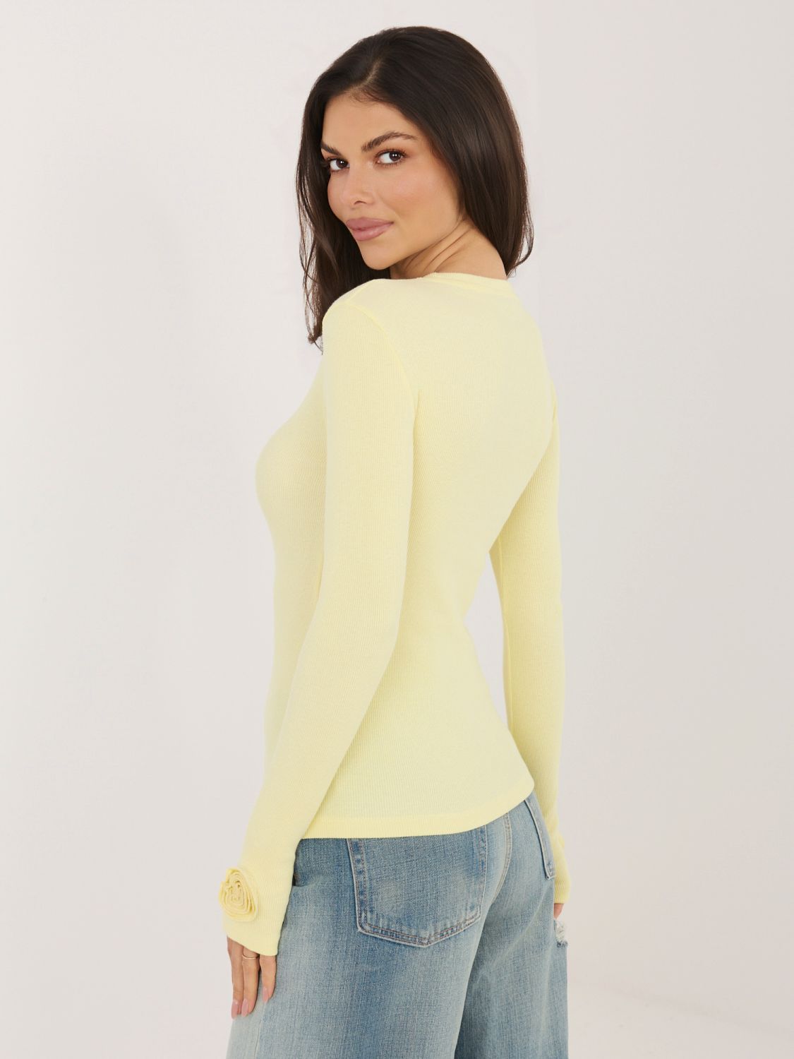 Žlutá žebrovaná halenka s dlouhým rukávem