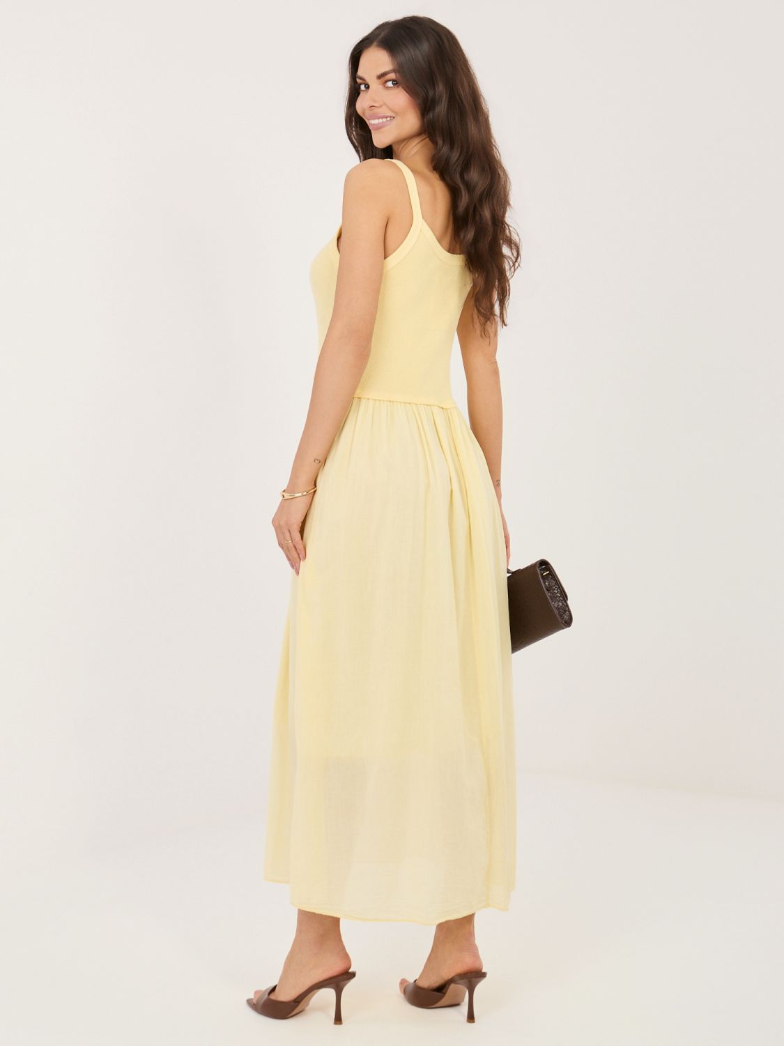 Světle žluté maxi letní šaty s podšívkou