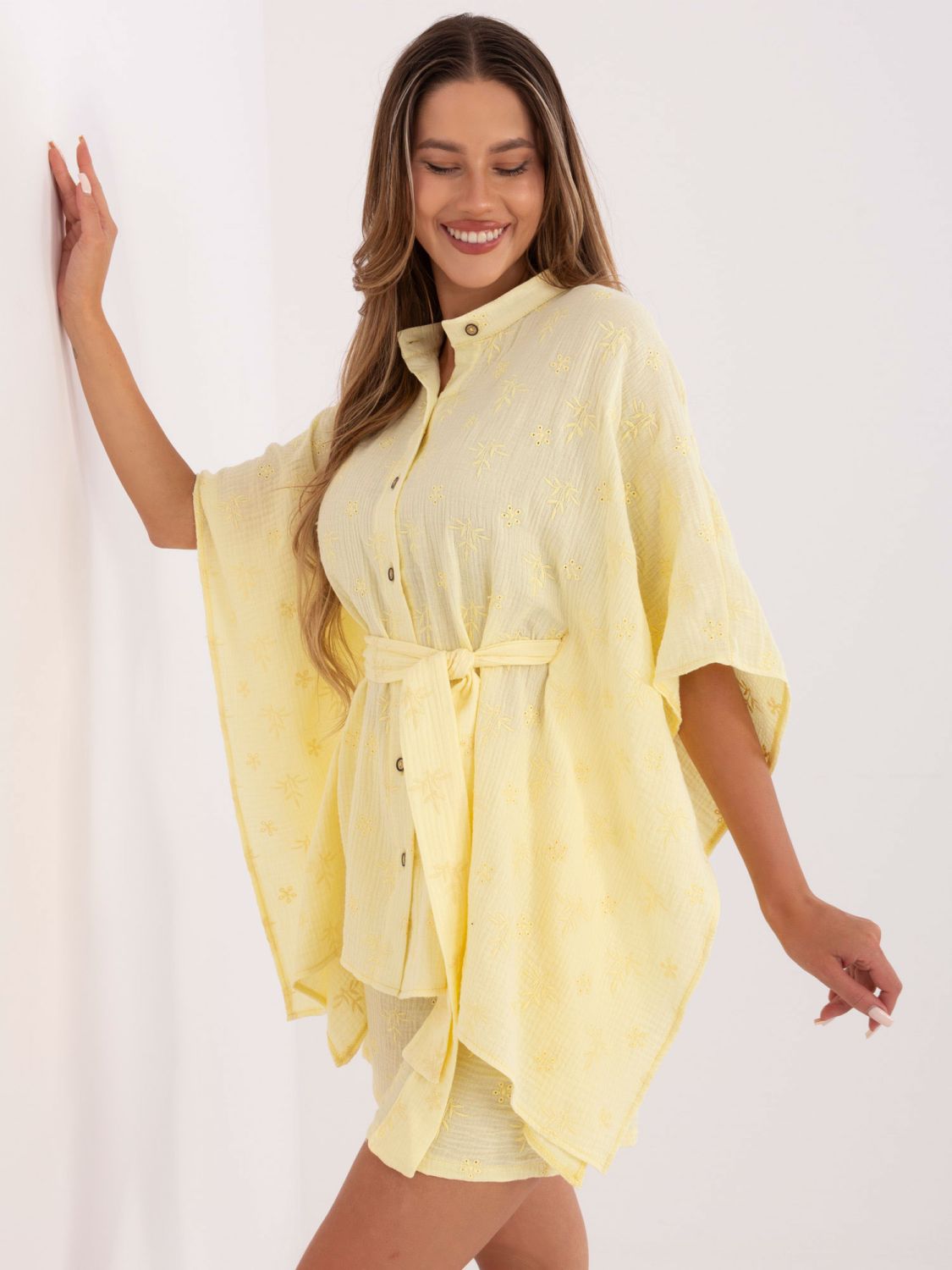 Stylový komplet v žluté barvě