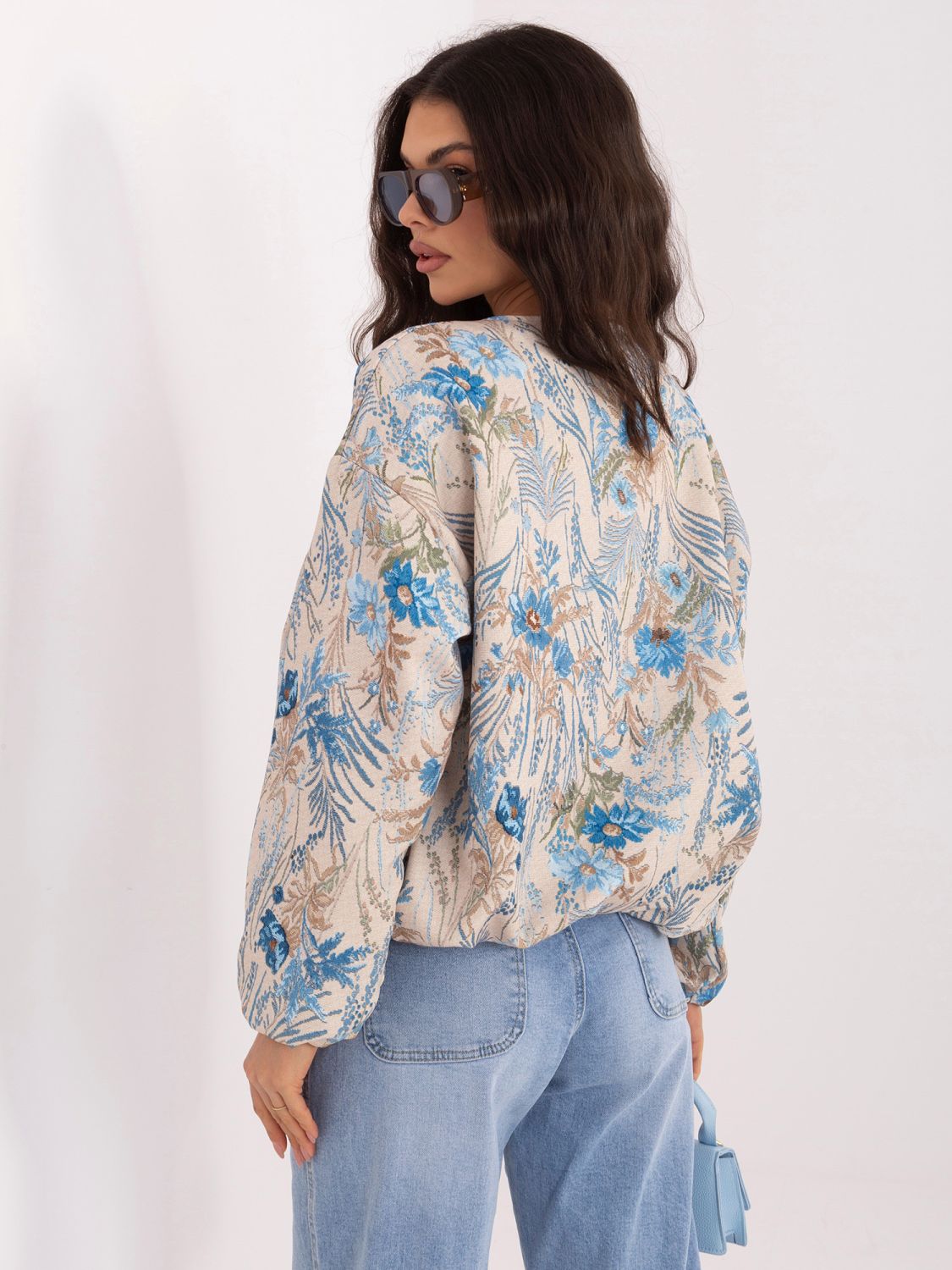 Modrá květovaná bomber bunda bez kapuce