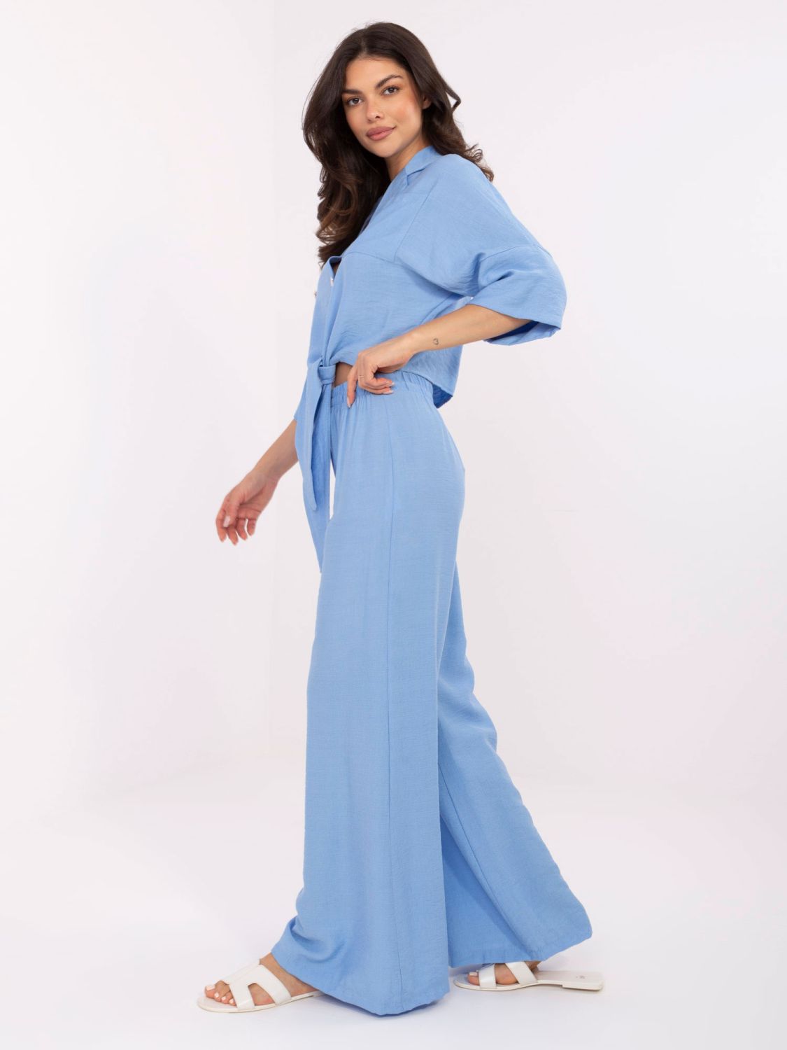 Elegantní modrý komplet