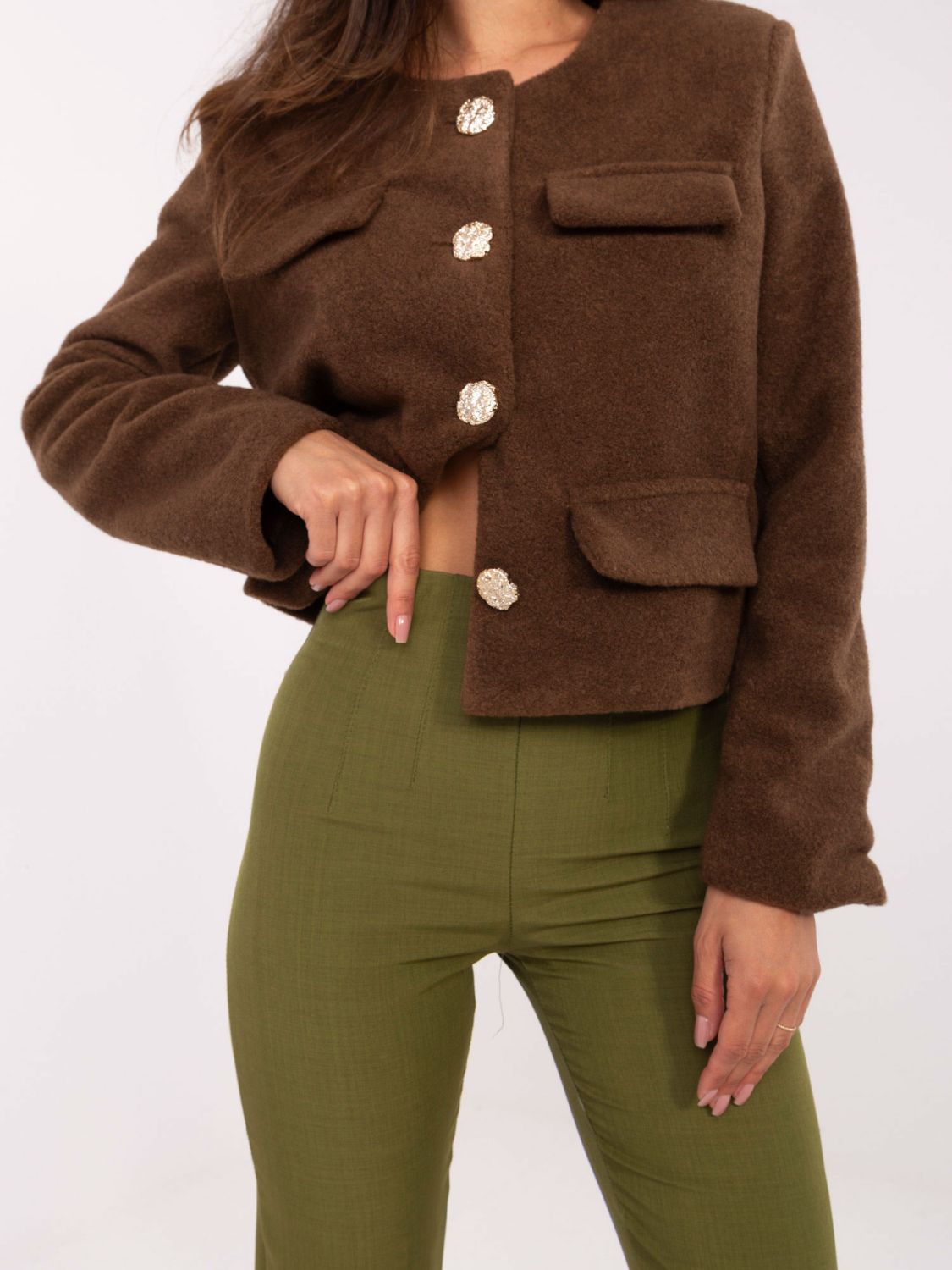 Elegantní kalhoty v olivové barvě