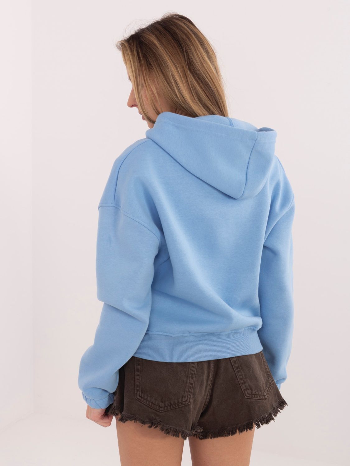 Modrá krátká mikina s kapucí na zip