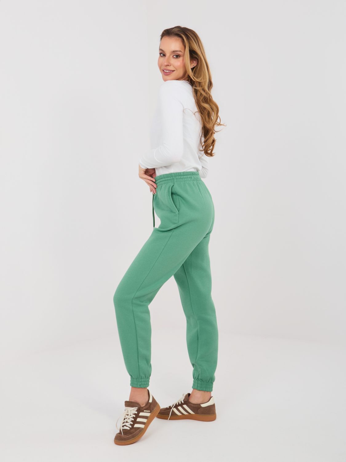 Pistáciové teplákové kalhoty s vysokým pasem