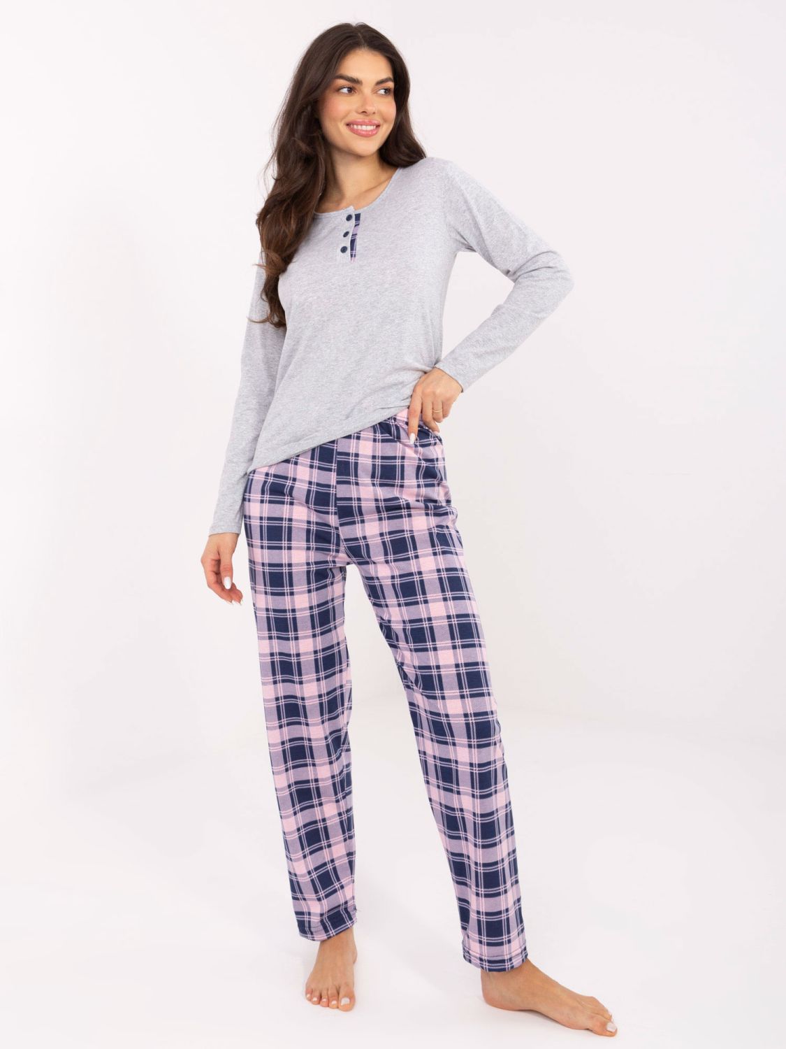 Dámské šedé pyžamo s kostkovaným vzorem a knoflíky