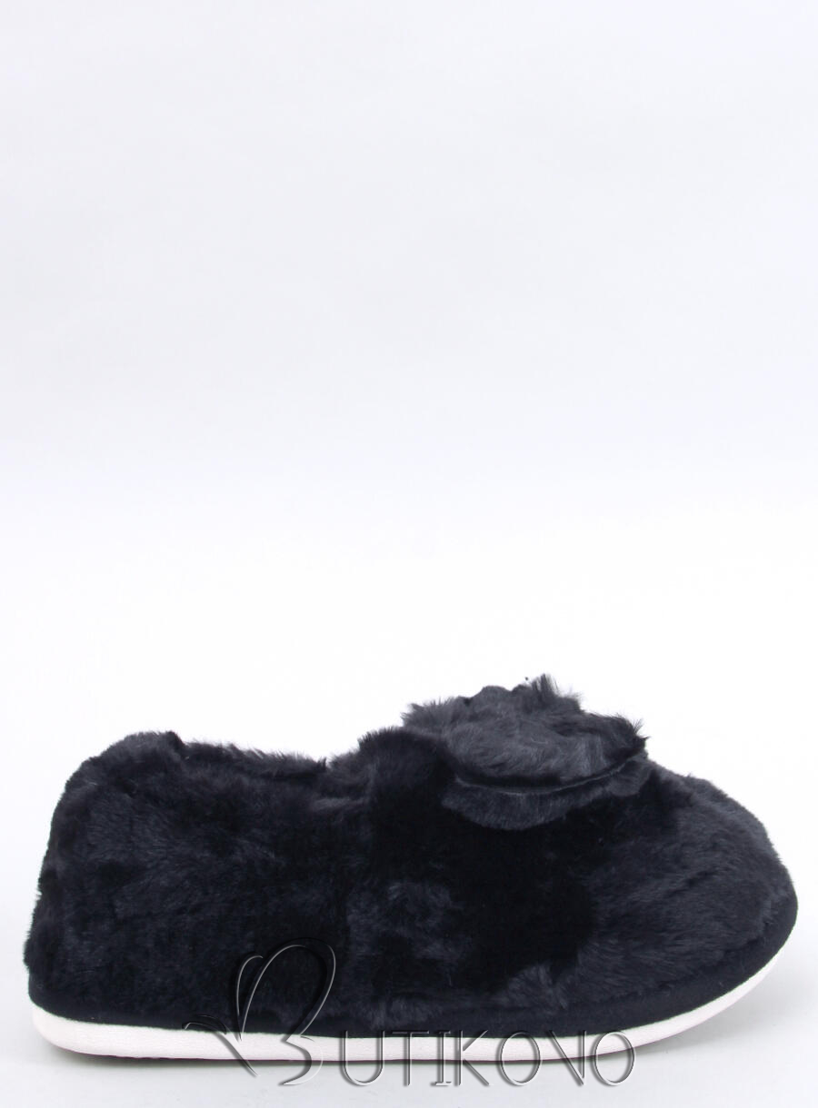 Černé kožešinové papuče s mašlí