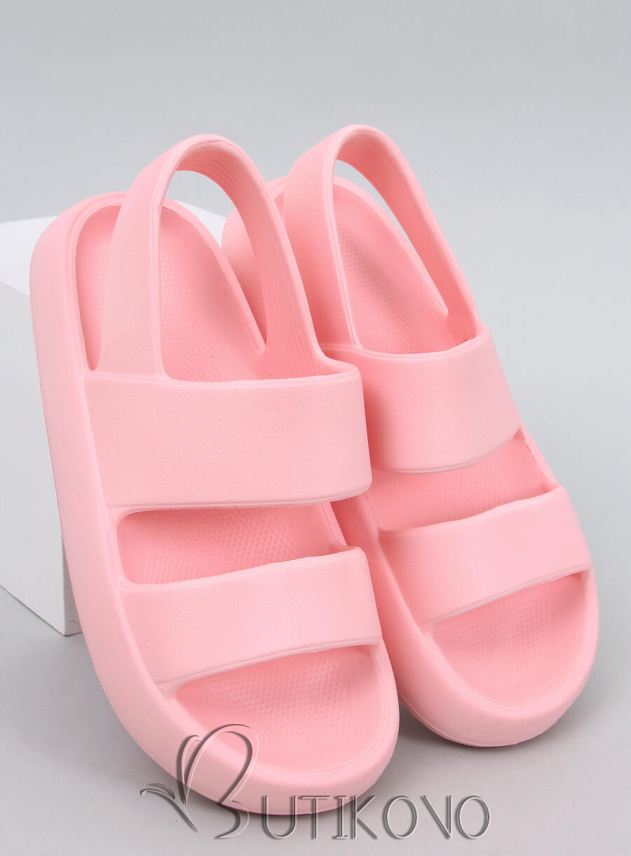 Světle růžové pěnové sandály