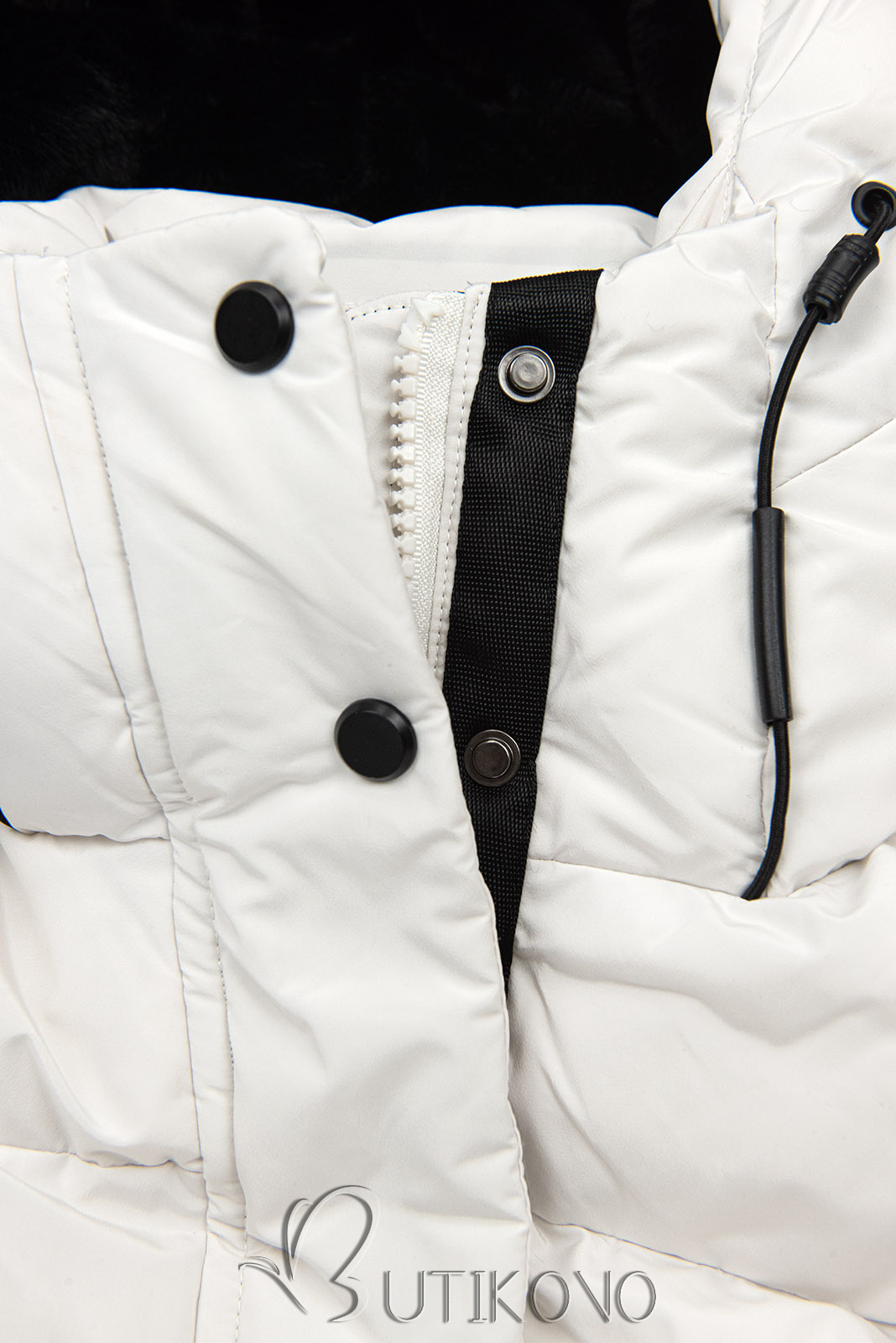 Extra teplá dlouhá zimní bunda v bílé barvě