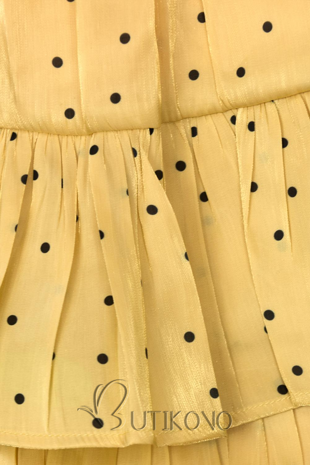 Žlutá tečkovaná sukně