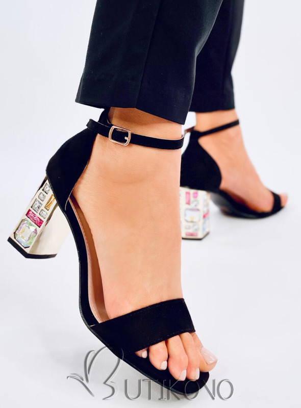Černé sandály s barevným podpatkem
