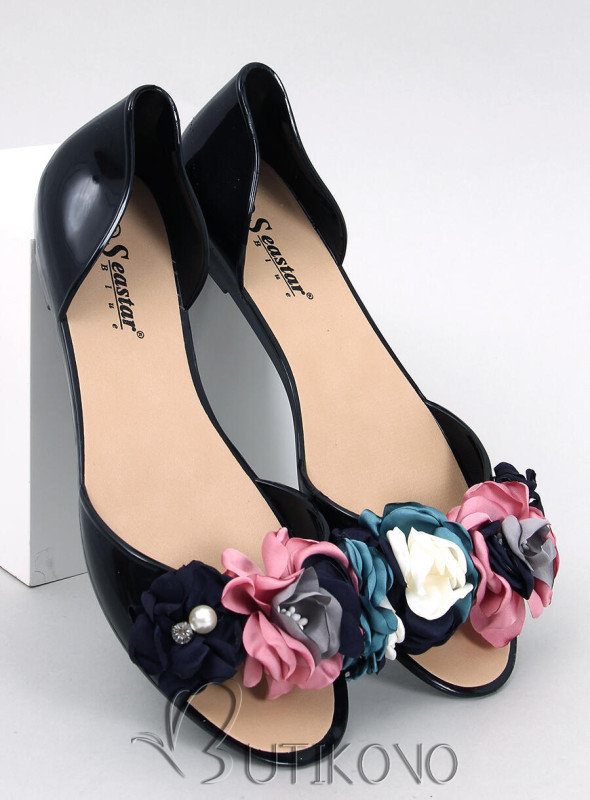 Černé gumové sandály s květinami