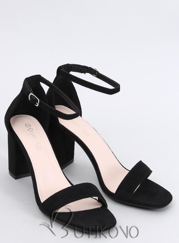 Vysoké elegantní sandály černé
