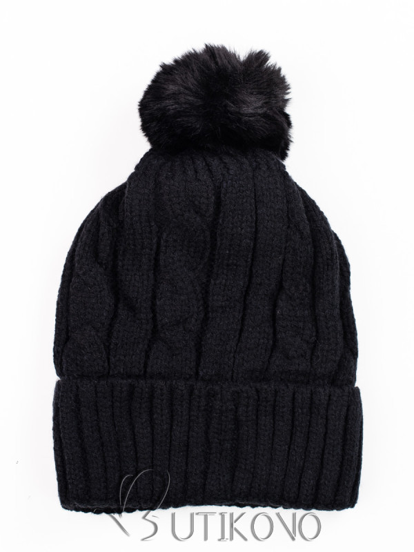 Černá zimní pletená čepice