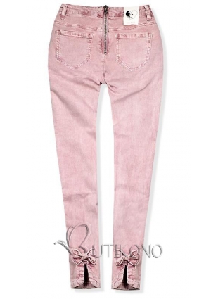 Růžové jeans kalhoty se zipem vzadu