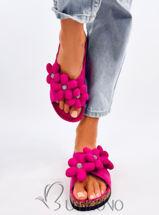Semišové pantofle s květinami fuchsiově růžové