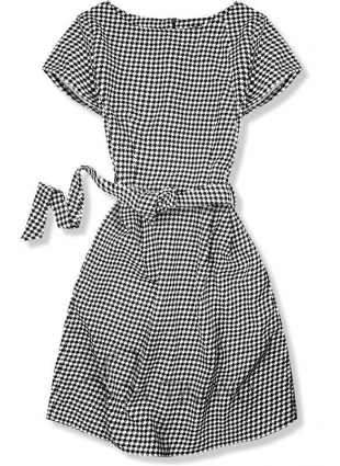 Černo-bílé šaty se vzorem pepito