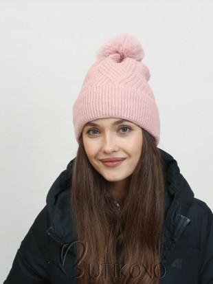Zimní pletená čepice v růžové barvě