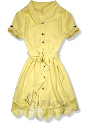 Žluté šaty s krajkovým lemem