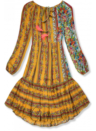 Mustard vzorované šaty ve volném střihu