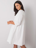 Bílé volné oversize šaty