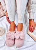 Růžové kožešinové papuče s mašlí