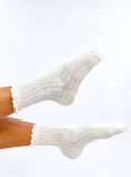 Ecru ponožky s pleteným vzorom 01