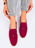 Vínově červené dámské mokasíny v klasickém střihu