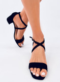 Černé sandály na nízkém podpatku