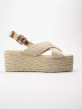 Béžové sandály s jutovou podrážkou