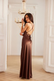 Saténové maxi šaty s vázáním na zádech, hnědé