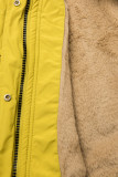 Citronově žlutá parka na zimu s béžovým futrem